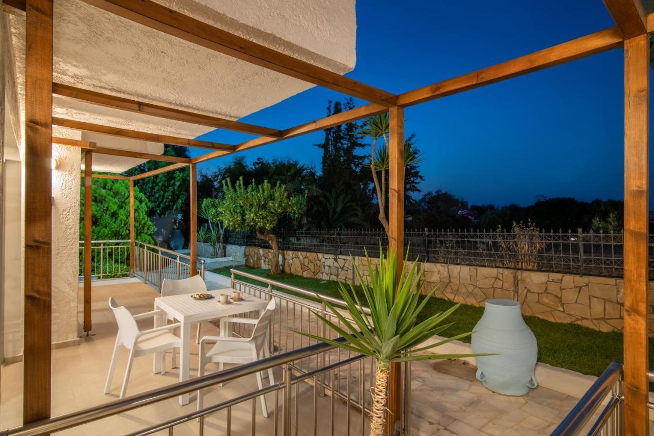 Ariadni Suites קרטרוס מראה חיצוני תמונה